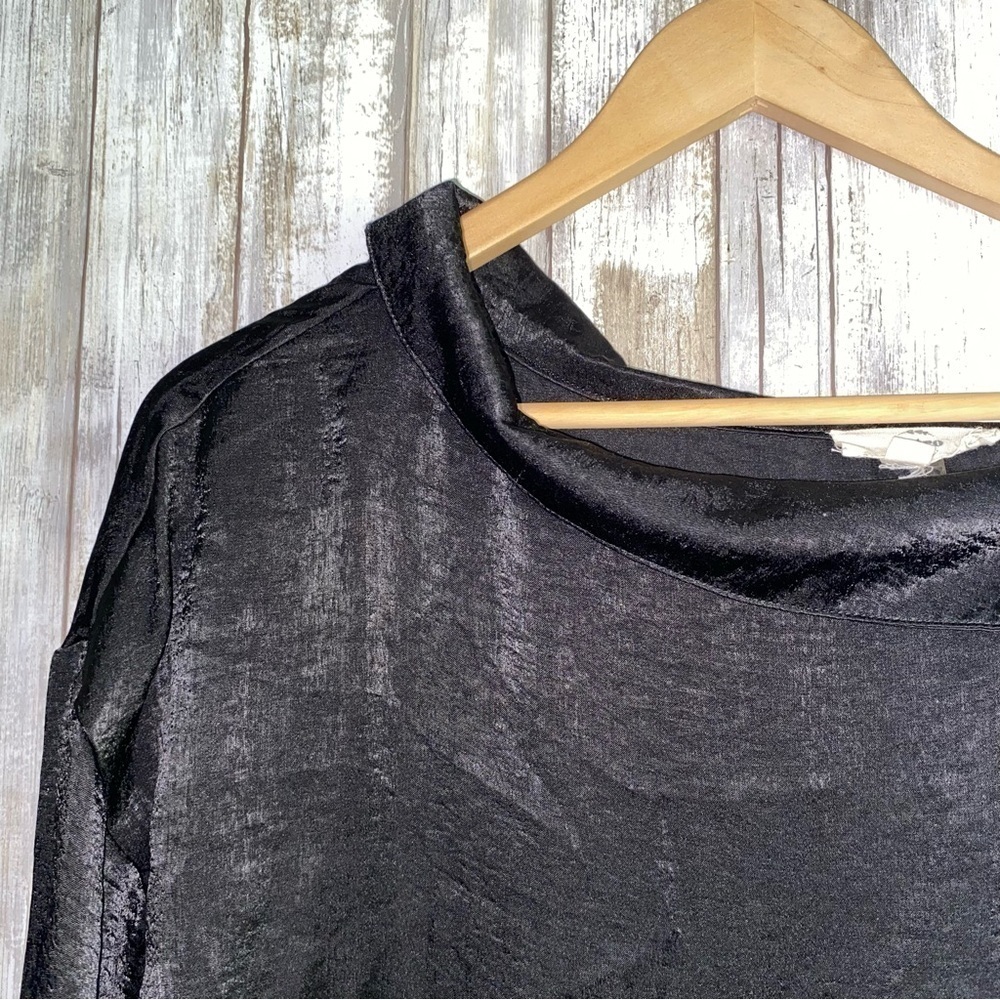 Entro Black Strap Open Shoulder Blouse - Picture 3 of 6